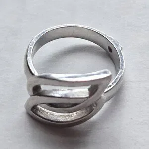 Ruby Inlaid Wring Elle | Jewelry | Sterling Silver Elle 925 Open Leaf Ring Ruby Inlay ...
